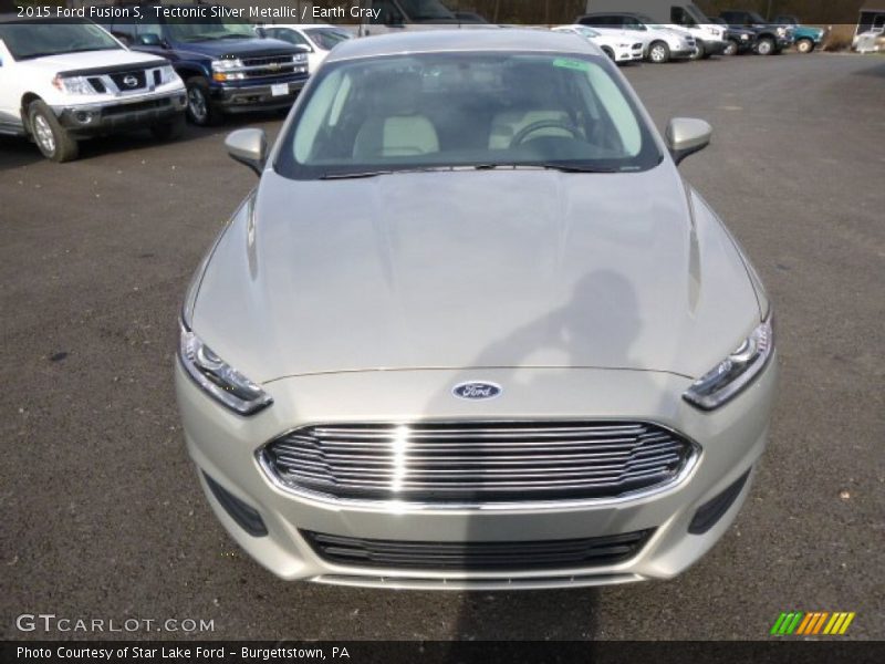 Tectonic Silver Metallic / Earth Gray 2015 Ford Fusion S