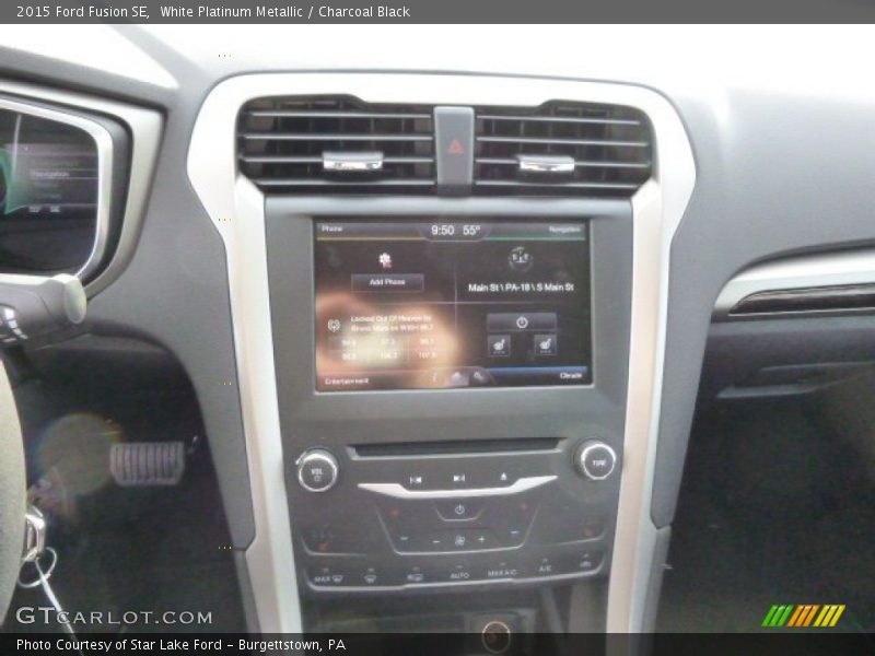 White Platinum Metallic / Charcoal Black 2015 Ford Fusion SE