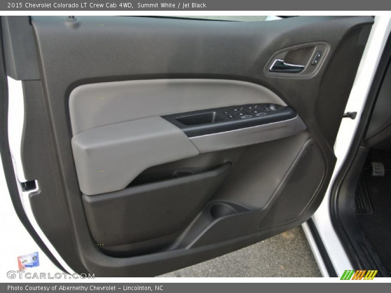 Summit White / Jet Black 2015 Chevrolet Colorado LT Crew Cab 4WD
