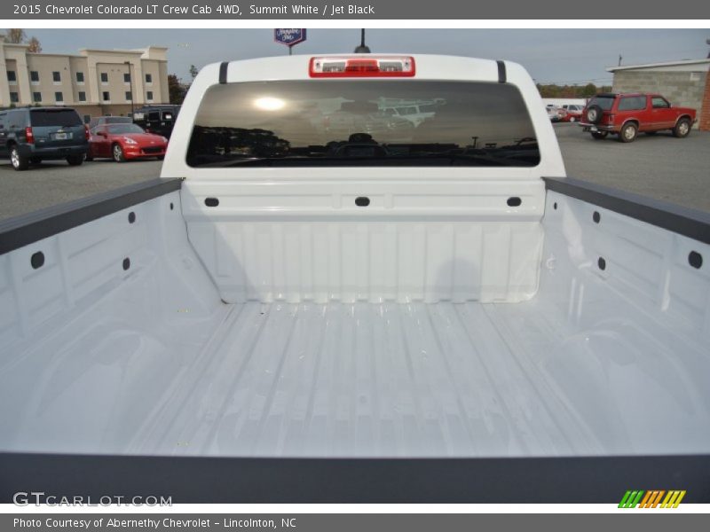 Summit White / Jet Black 2015 Chevrolet Colorado LT Crew Cab 4WD