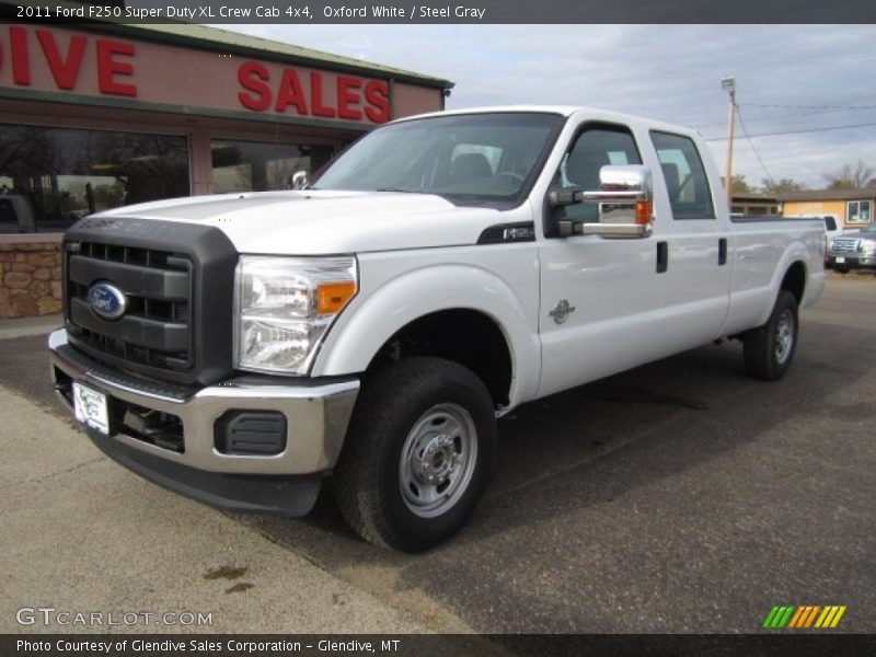 Oxford White / Steel Gray 2011 Ford F250 Super Duty XL Crew Cab 4x4