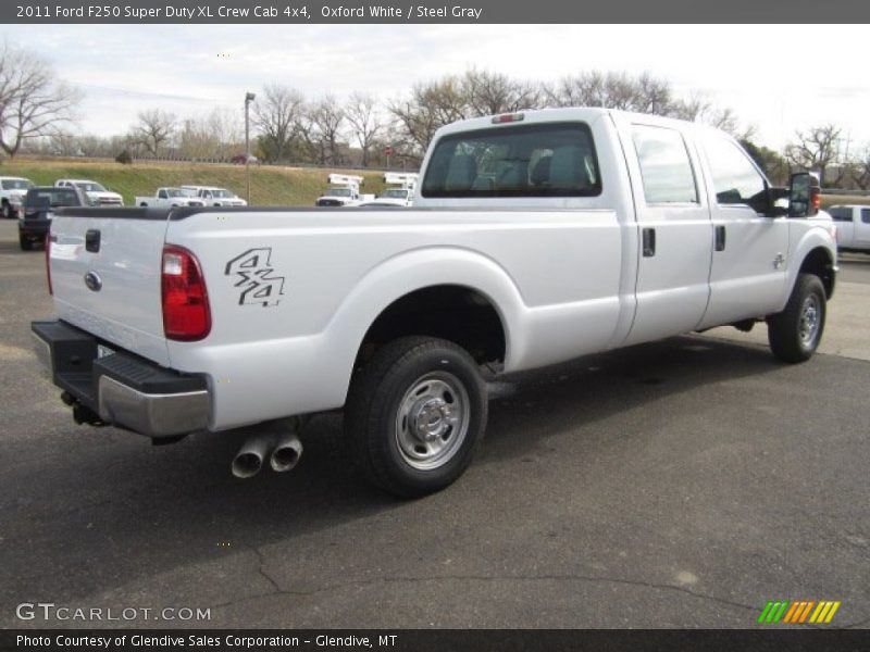 Oxford White / Steel Gray 2011 Ford F250 Super Duty XL Crew Cab 4x4