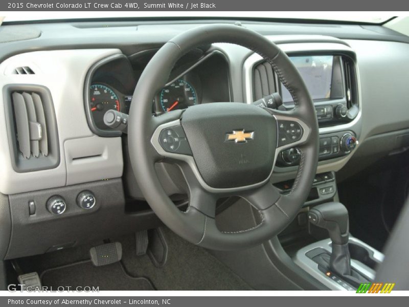 Summit White / Jet Black 2015 Chevrolet Colorado LT Crew Cab 4WD