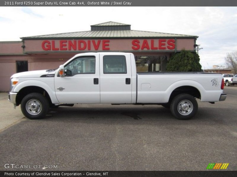 Oxford White / Steel Gray 2011 Ford F250 Super Duty XL Crew Cab 4x4