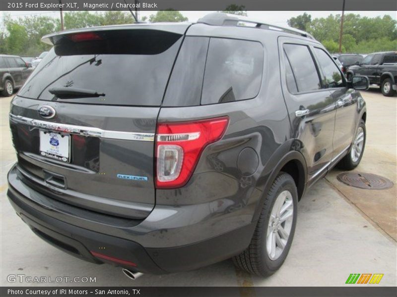 Magnetic / Charcoal Black 2015 Ford Explorer XLT