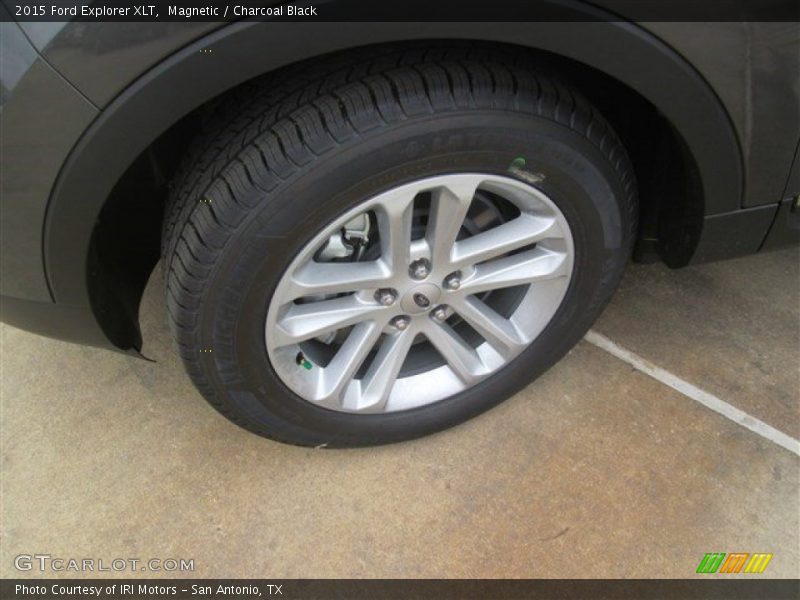 Magnetic / Charcoal Black 2015 Ford Explorer XLT