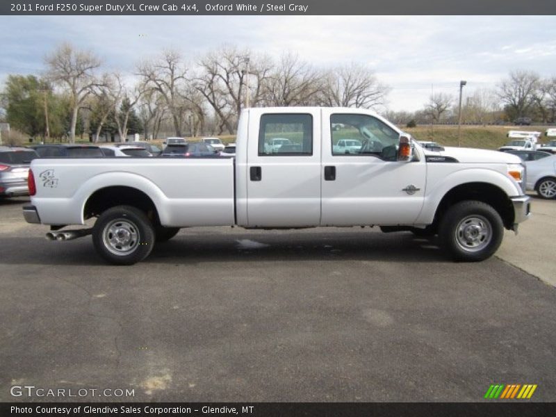 Oxford White / Steel Gray 2011 Ford F250 Super Duty XL Crew Cab 4x4