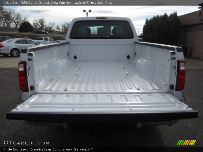 Oxford White / Steel Gray 2011 Ford F250 Super Duty XL Crew Cab 4x4