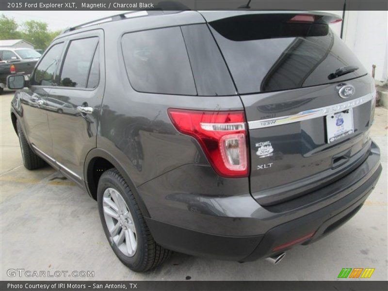 Magnetic / Charcoal Black 2015 Ford Explorer XLT