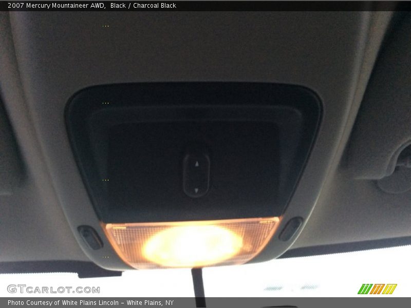 Black / Charcoal Black 2007 Mercury Mountaineer AWD