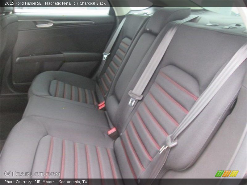 Magnetic Metallic / Charcoal Black 2015 Ford Fusion SE