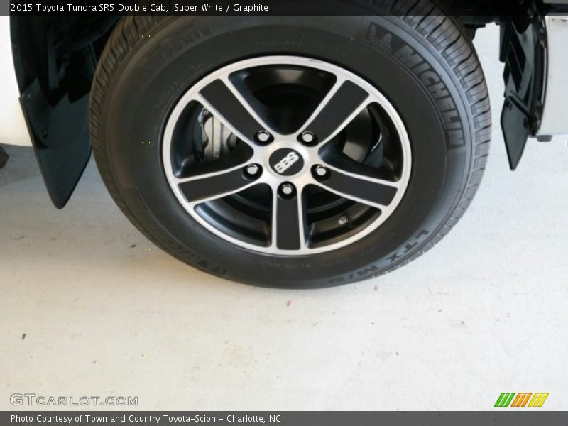 Super White / Graphite 2015 Toyota Tundra SR5 Double Cab