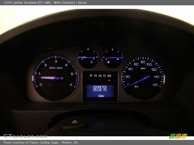 White Diamond / Ebony 2008 Cadillac Escalade EXT AWD