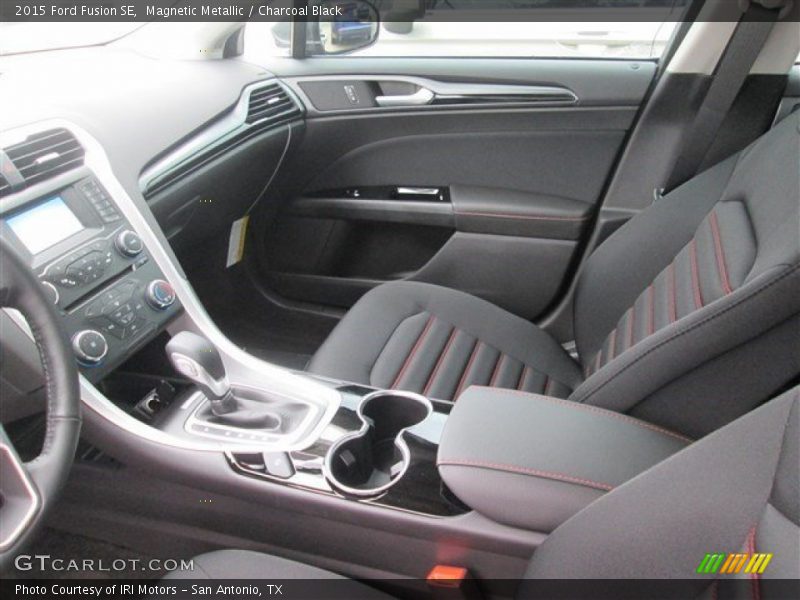 Magnetic Metallic / Charcoal Black 2015 Ford Fusion SE