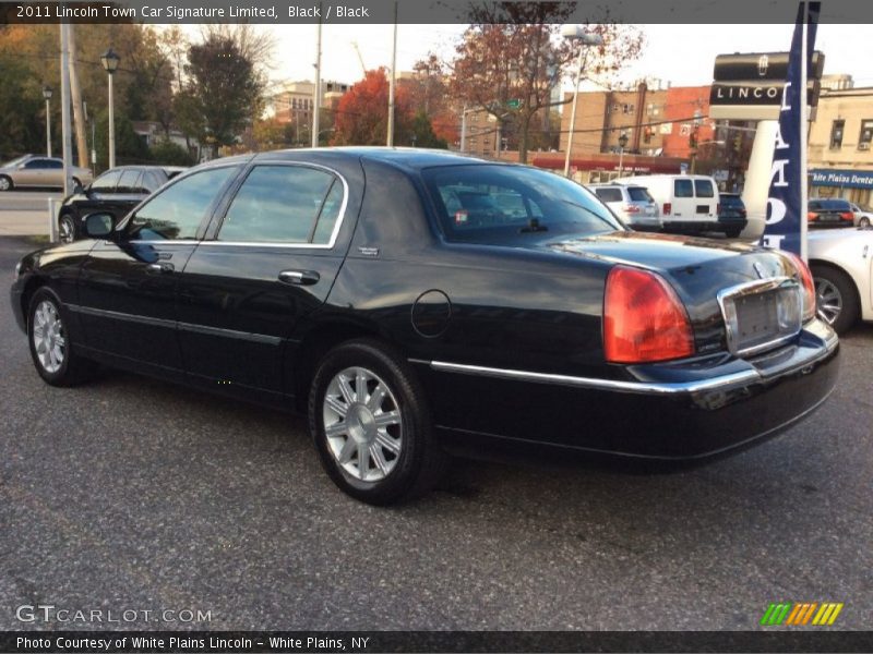 Black / Black 2011 Lincoln Town Car Signature Limited