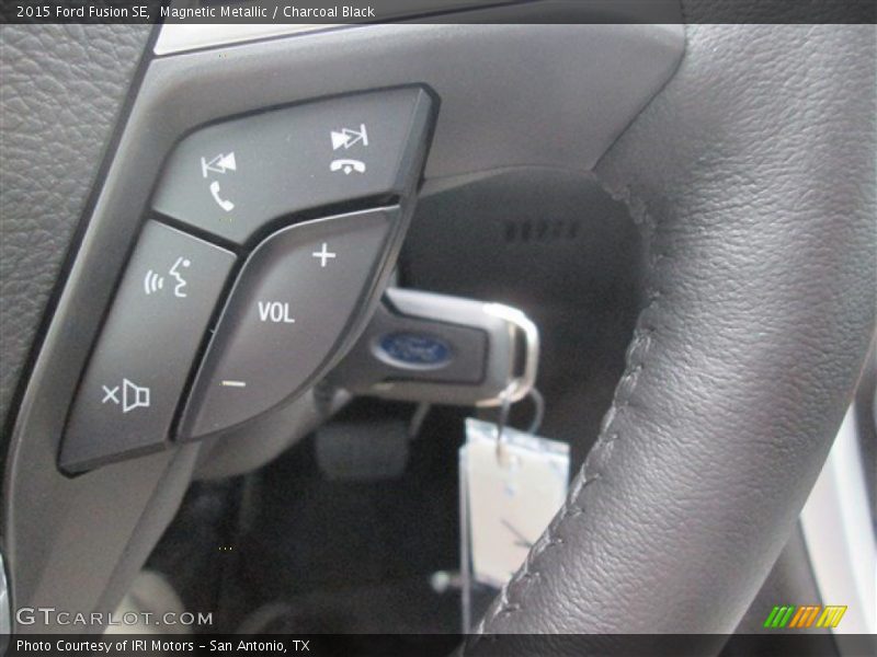 Magnetic Metallic / Charcoal Black 2015 Ford Fusion SE