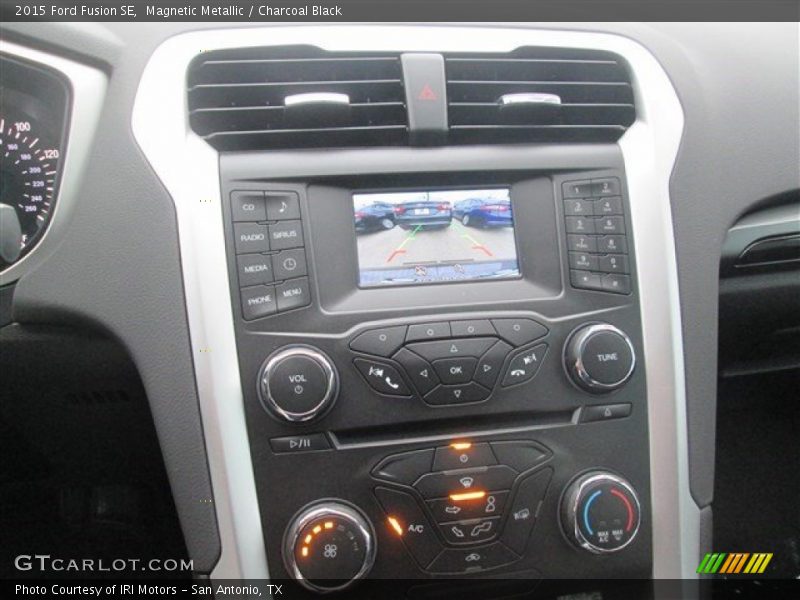 Magnetic Metallic / Charcoal Black 2015 Ford Fusion SE