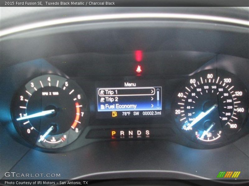 Tuxedo Black Metallic / Charcoal Black 2015 Ford Fusion SE