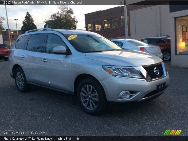 Brilliant Silver / Charcoal 2013 Nissan Pathfinder SV 4x4