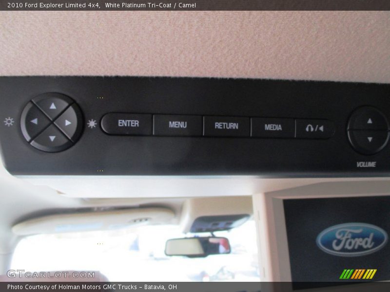 White Platinum Tri-Coat / Camel 2010 Ford Explorer Limited 4x4