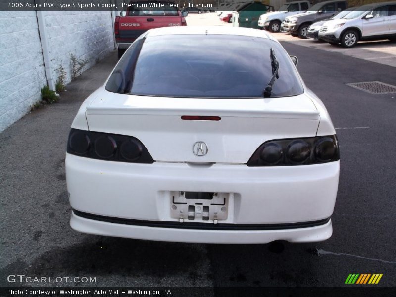 Premium White Pearl / Titanium 2006 Acura RSX Type S Sports Coupe