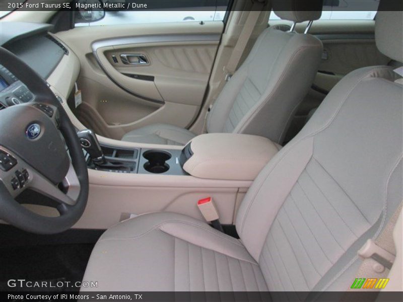 Magnetic Metallic / Dune 2015 Ford Taurus SE