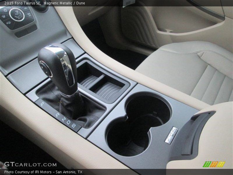 Magnetic Metallic / Dune 2015 Ford Taurus SE