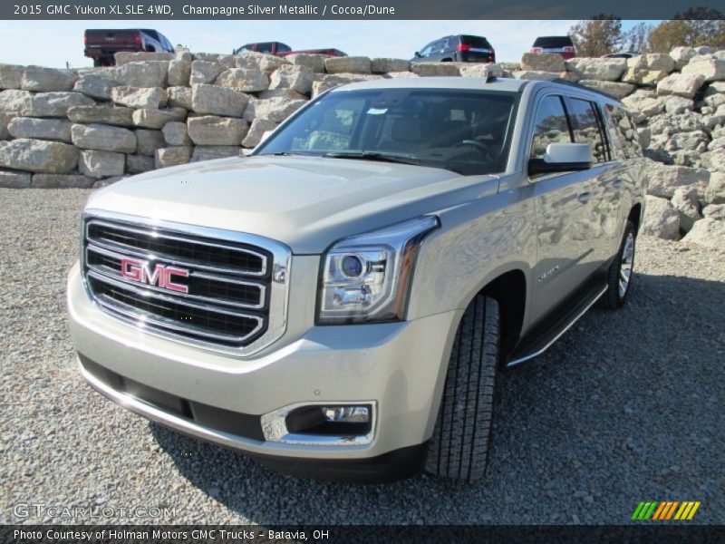 Champagne Silver Metallic / Cocoa/Dune 2015 GMC Yukon XL SLE 4WD
