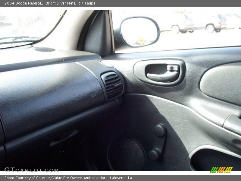 Bright Silver Metallic / Taupe 2004 Dodge Neon SE