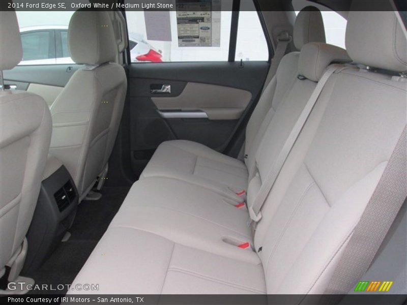 Oxford White / Medium Light Stone 2014 Ford Edge SE