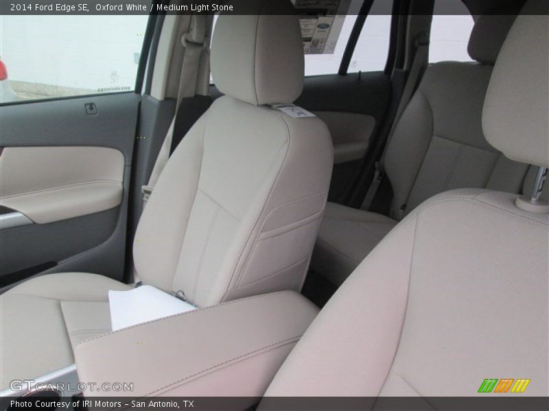 Oxford White / Medium Light Stone 2014 Ford Edge SE