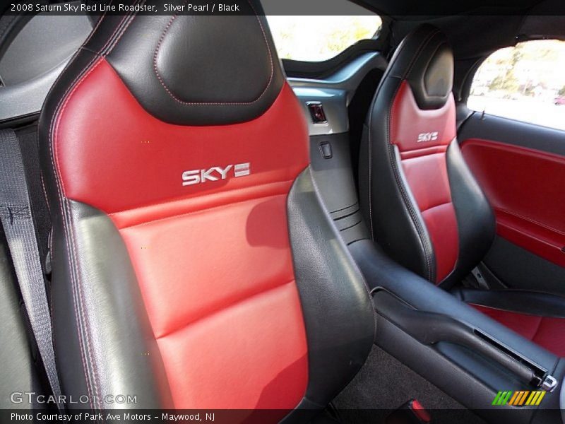 Silver Pearl / Black 2008 Saturn Sky Red Line Roadster