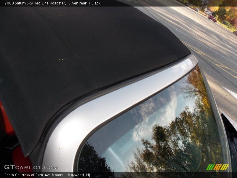 Silver Pearl / Black 2008 Saturn Sky Red Line Roadster