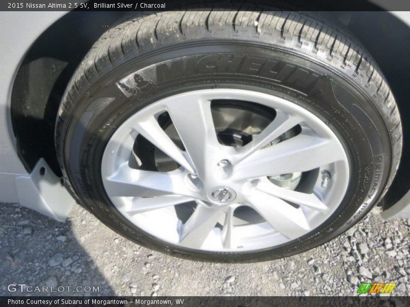 Brilliant Silver / Charcoal 2015 Nissan Altima 2.5 SV