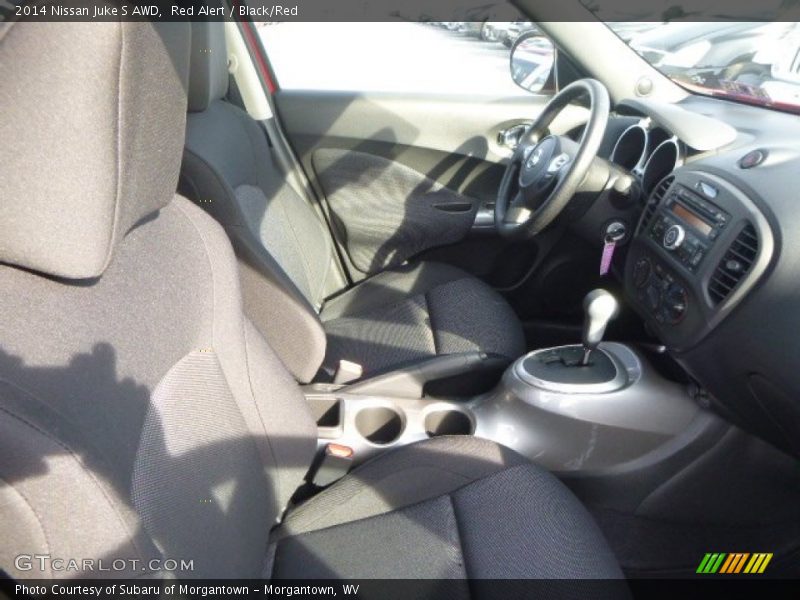 Red Alert / Black/Red 2014 Nissan Juke S AWD