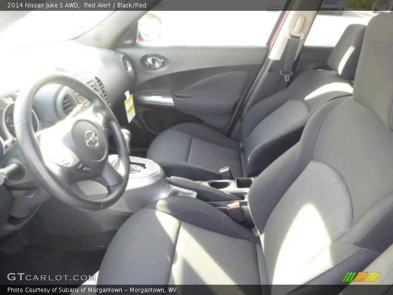 Red Alert / Black/Red 2014 Nissan Juke S AWD
