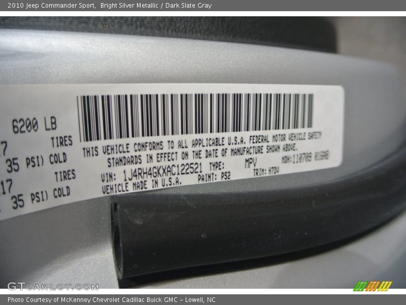 Bright Silver Metallic / Dark Slate Gray 2010 Jeep Commander Sport