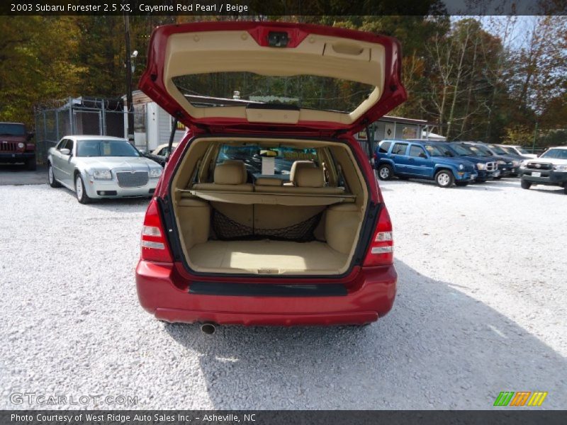 Cayenne Red Pearl / Beige 2003 Subaru Forester 2.5 XS