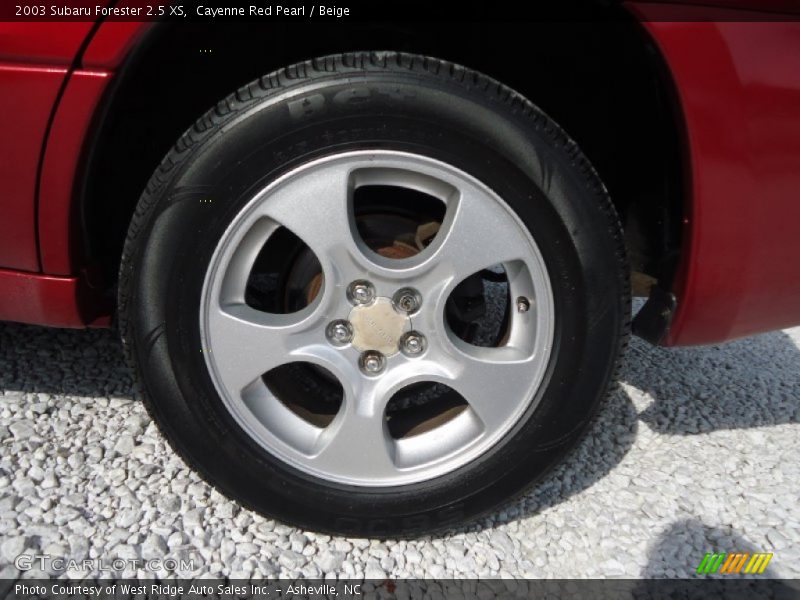 Cayenne Red Pearl / Beige 2003 Subaru Forester 2.5 XS