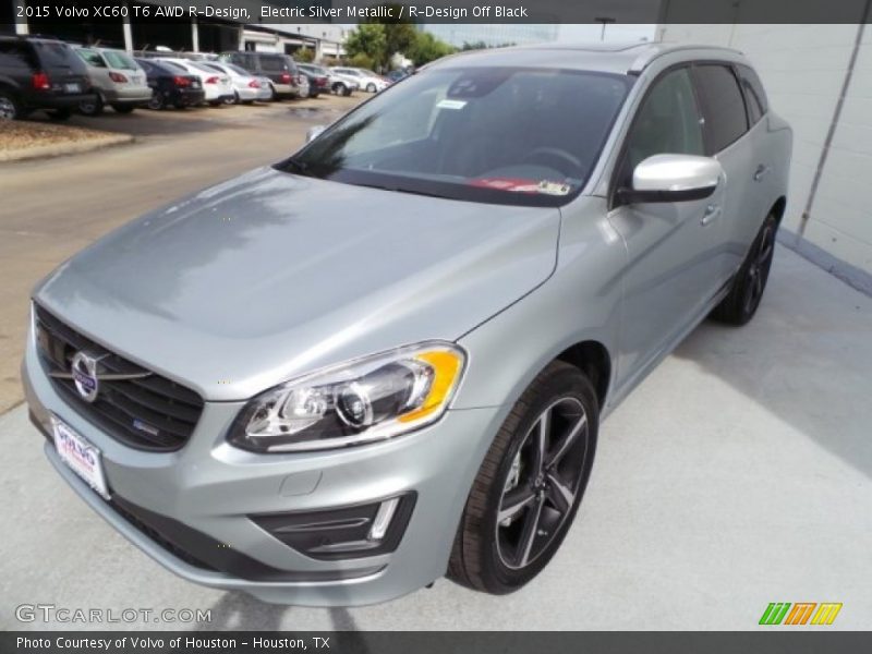 Electric Silver Metallic / R-Design Off Black 2015 Volvo XC60 T6 AWD R-Design