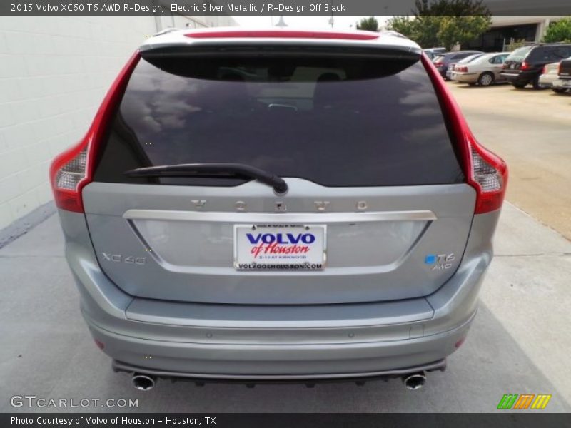 Electric Silver Metallic / R-Design Off Black 2015 Volvo XC60 T6 AWD R-Design