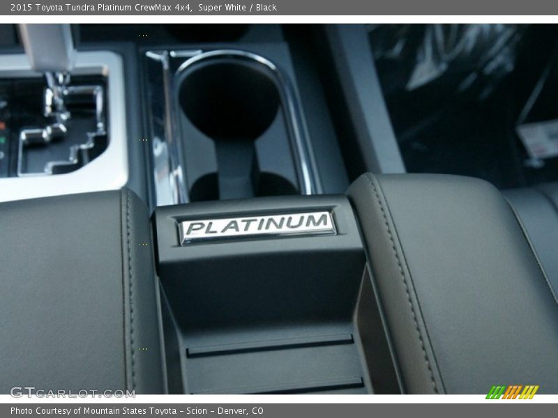 Super White / Black 2015 Toyota Tundra Platinum CrewMax 4x4