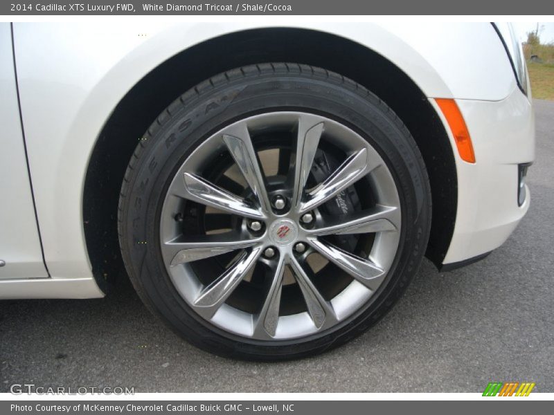 White Diamond Tricoat / Shale/Cocoa 2014 Cadillac XTS Luxury FWD