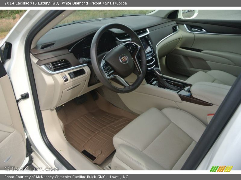 White Diamond Tricoat / Shale/Cocoa 2014 Cadillac XTS Luxury FWD