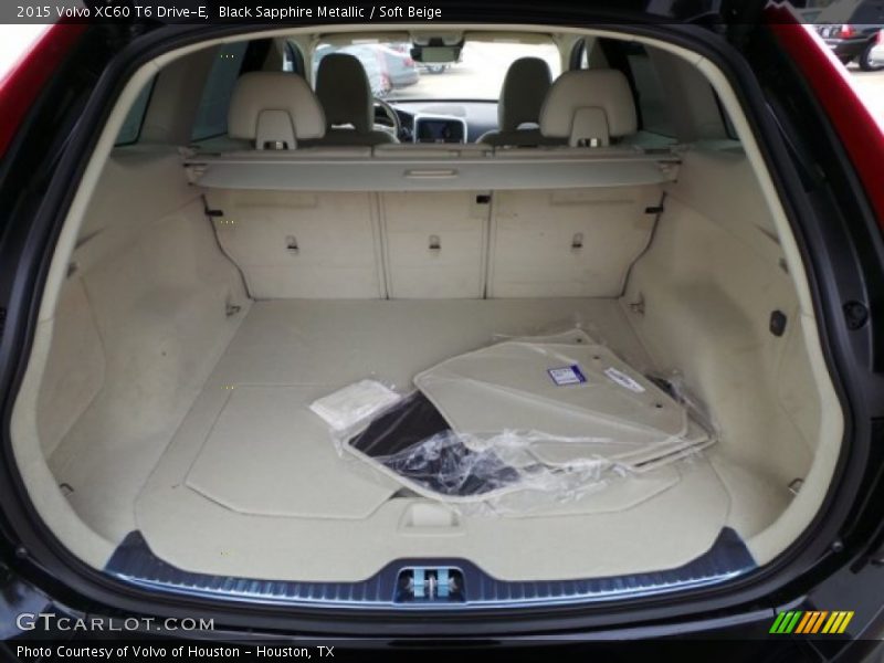 Black Sapphire Metallic / Soft Beige 2015 Volvo XC60 T6 Drive-E
