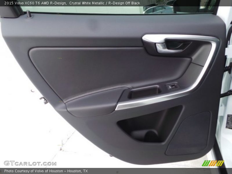 Crystal White Metallic / R-Design Off Black 2015 Volvo XC60 T6 AWD R-Design