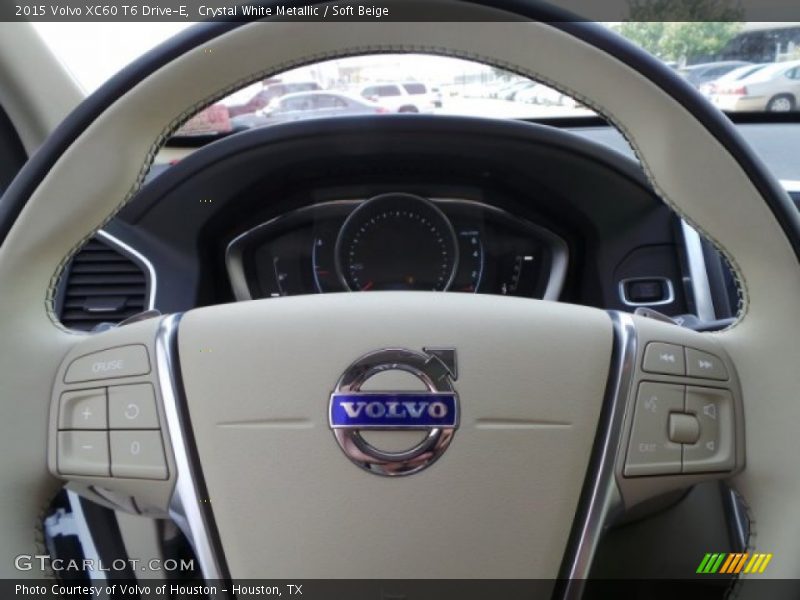 Crystal White Metallic / Soft Beige 2015 Volvo XC60 T6 Drive-E