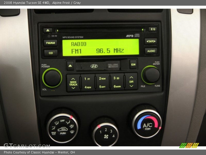 Alpine Frost / Gray 2008 Hyundai Tucson SE 4WD