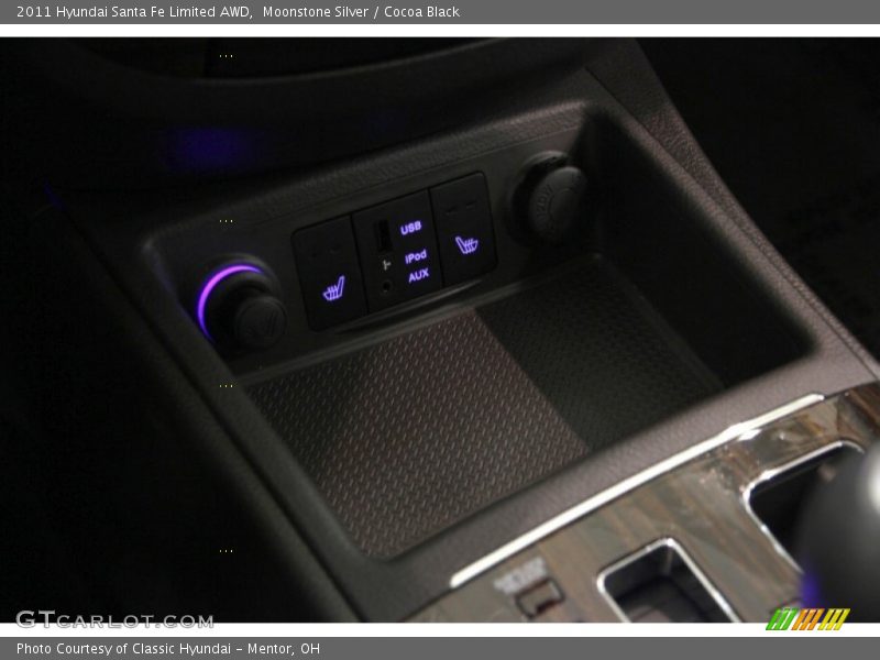Moonstone Silver / Cocoa Black 2011 Hyundai Santa Fe Limited AWD