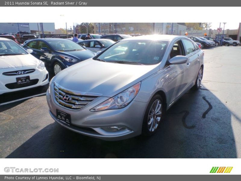 Radiant Silver / Gray 2011 Hyundai Sonata SE